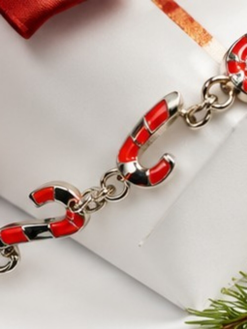 Signed Vintage SHB (Shofel Bros. Mfg. Co.) Candy Cane Bracelet! - Picture 5 of 11